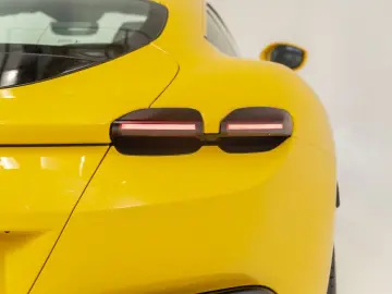 FERRARI Carbon Lenkrad LEDS VOLL