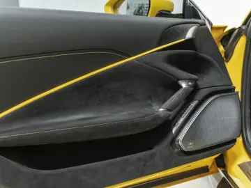 FERRARI Carbon Lenkrad LEDS VOLL