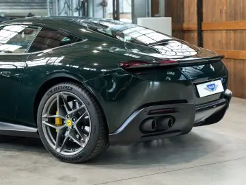 FERRARI Roma Verde British Racing LED's JBL 1. Hand BRD