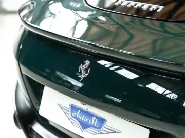 FERRARI Roma Verde British Racing LED's JBL 1. Hand BRD