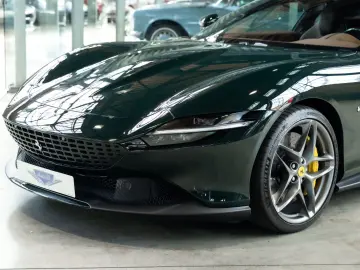 FERRARI Roma Verde British Racing LED's JBL 1. Hand BRD