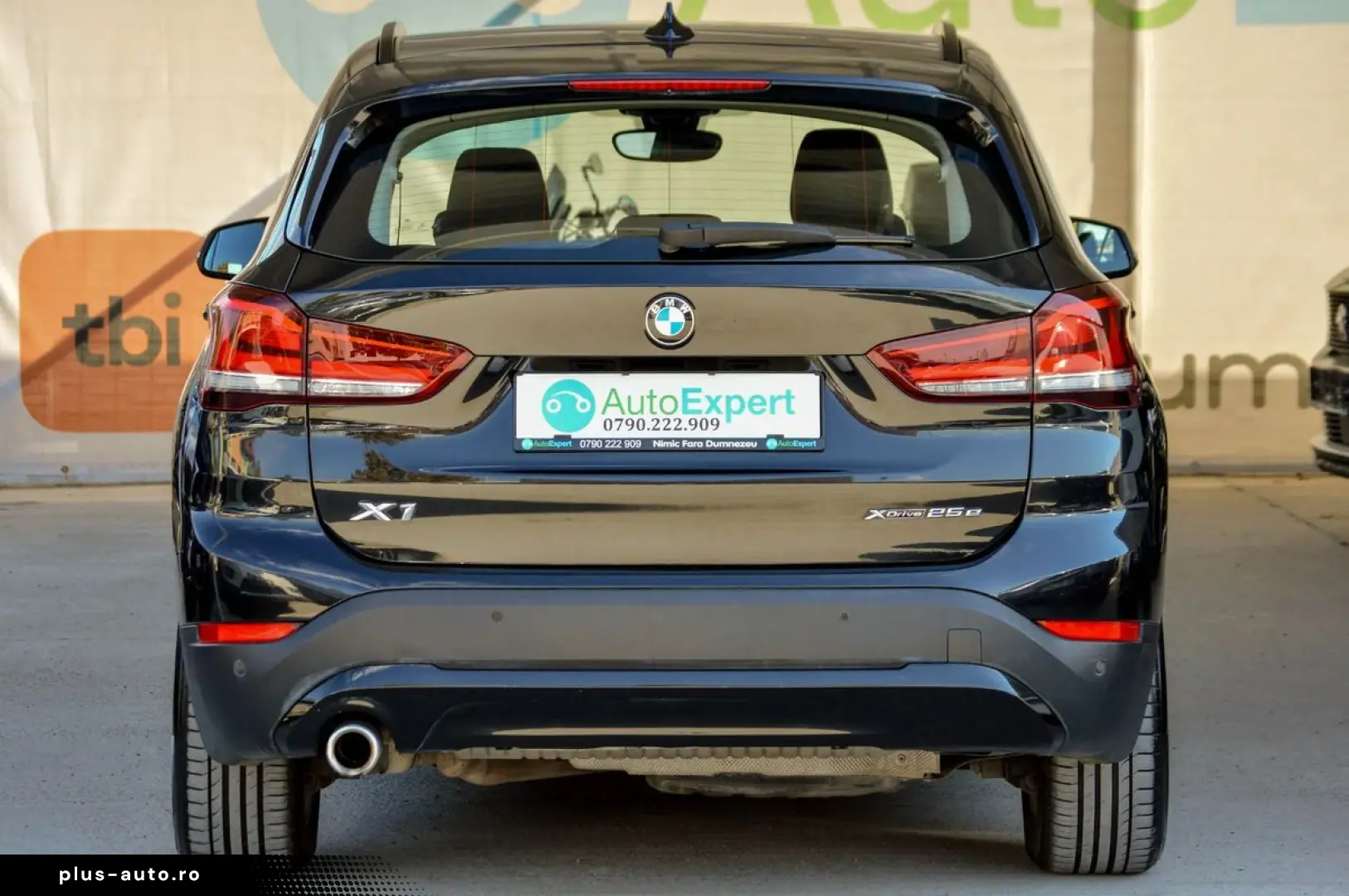 BMW X1 2021 — imagine 7