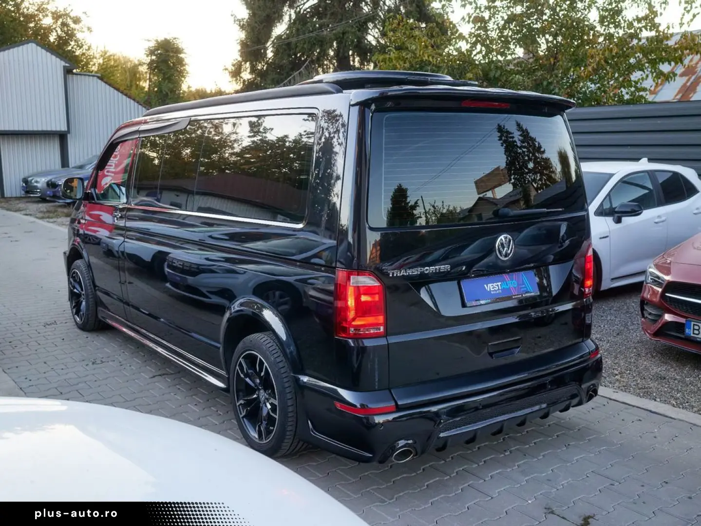VOLKSWAGEN Transporter 2018 — imagine 23