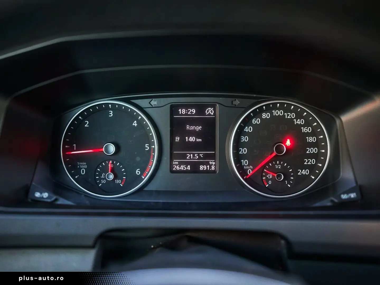 VOLKSWAGEN Transporter 2018 — imagine 29