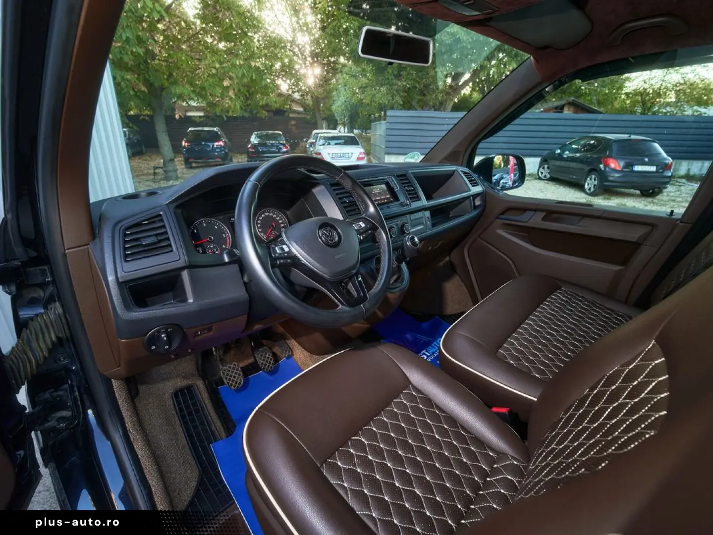 VOLKSWAGEN Transporter 2018 — imagine 35