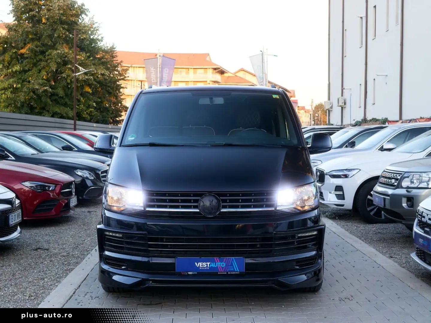 VOLKSWAGEN Transporter 2018 — imagine 37