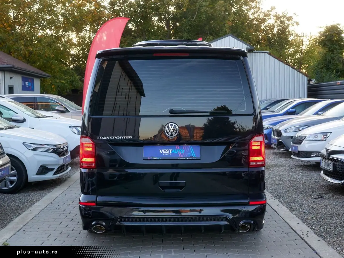 VOLKSWAGEN Transporter 2018 — imagine 38