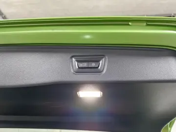 BMW M5 Touring   Pano   HUD   Frozen Tampa Bay