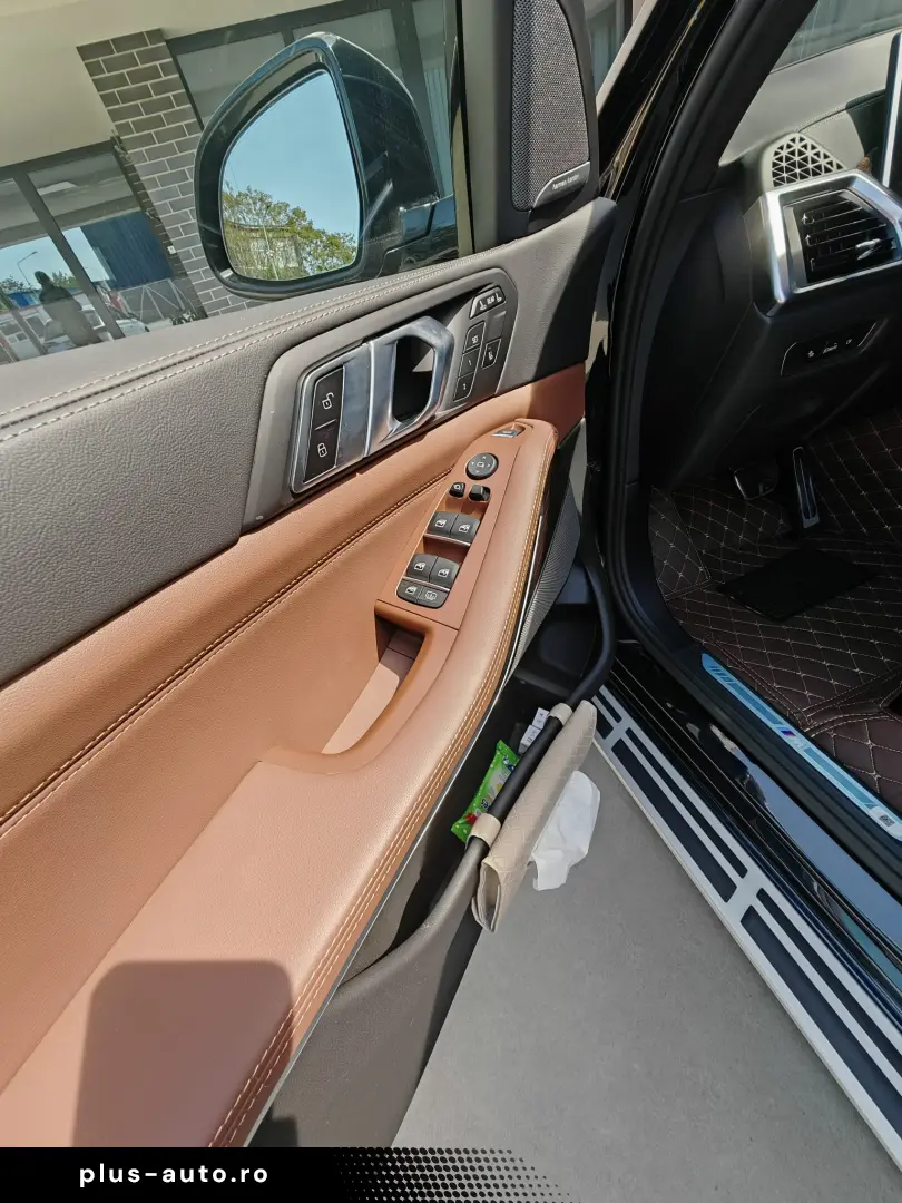 BMW X7 2025 — imagine 11