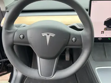TESLA Model Y SR   Garantie Tesla