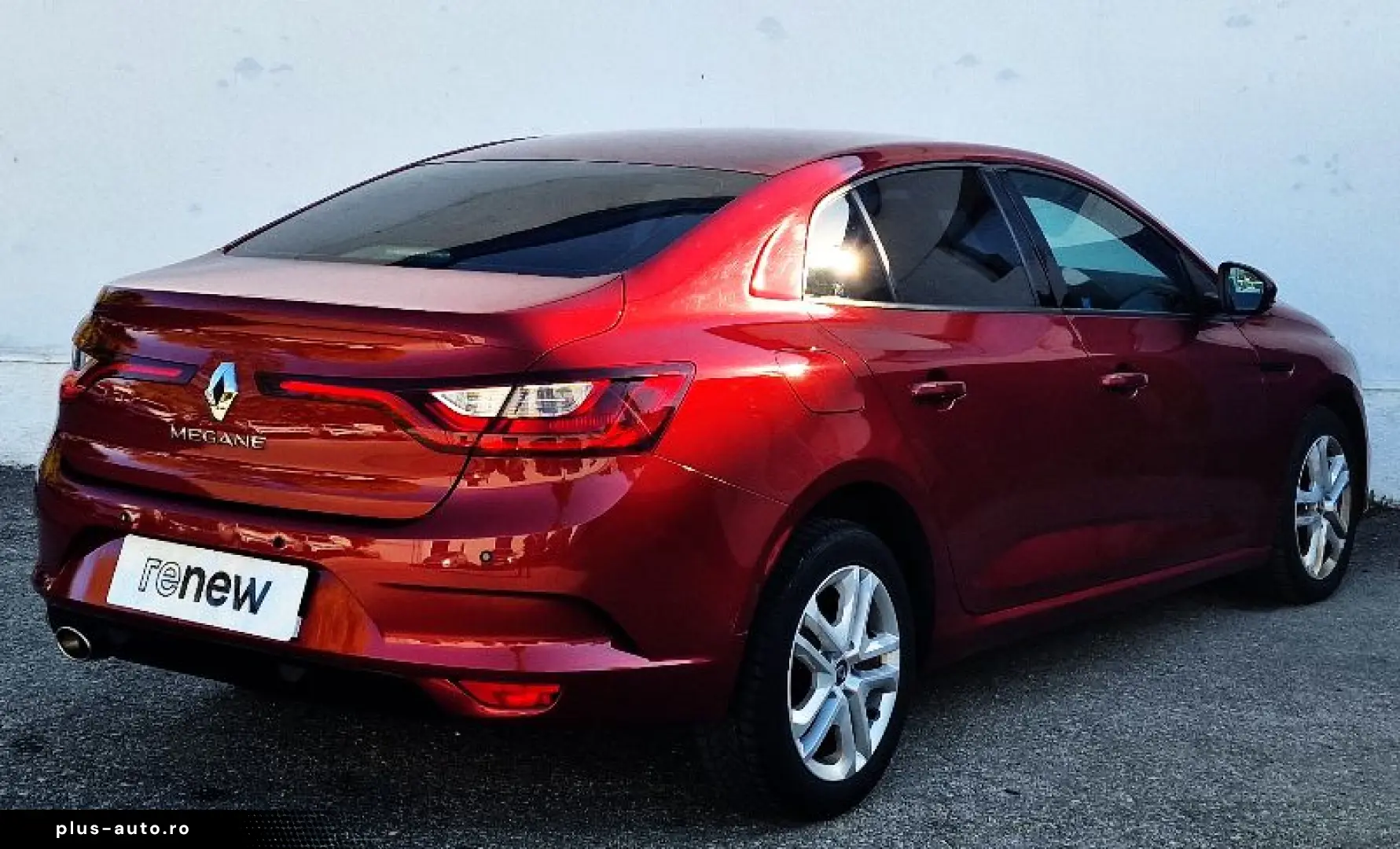 RENAULT Megane 2018 — imagine 2