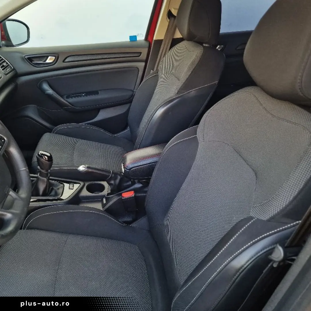 RENAULT Megane 2018 — imagine 18