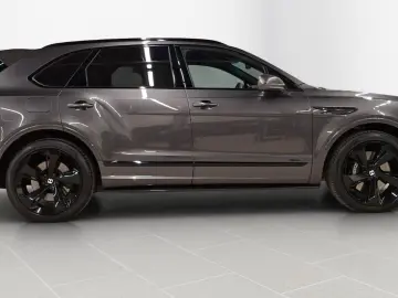 Bentley Bentayga V8 Azure