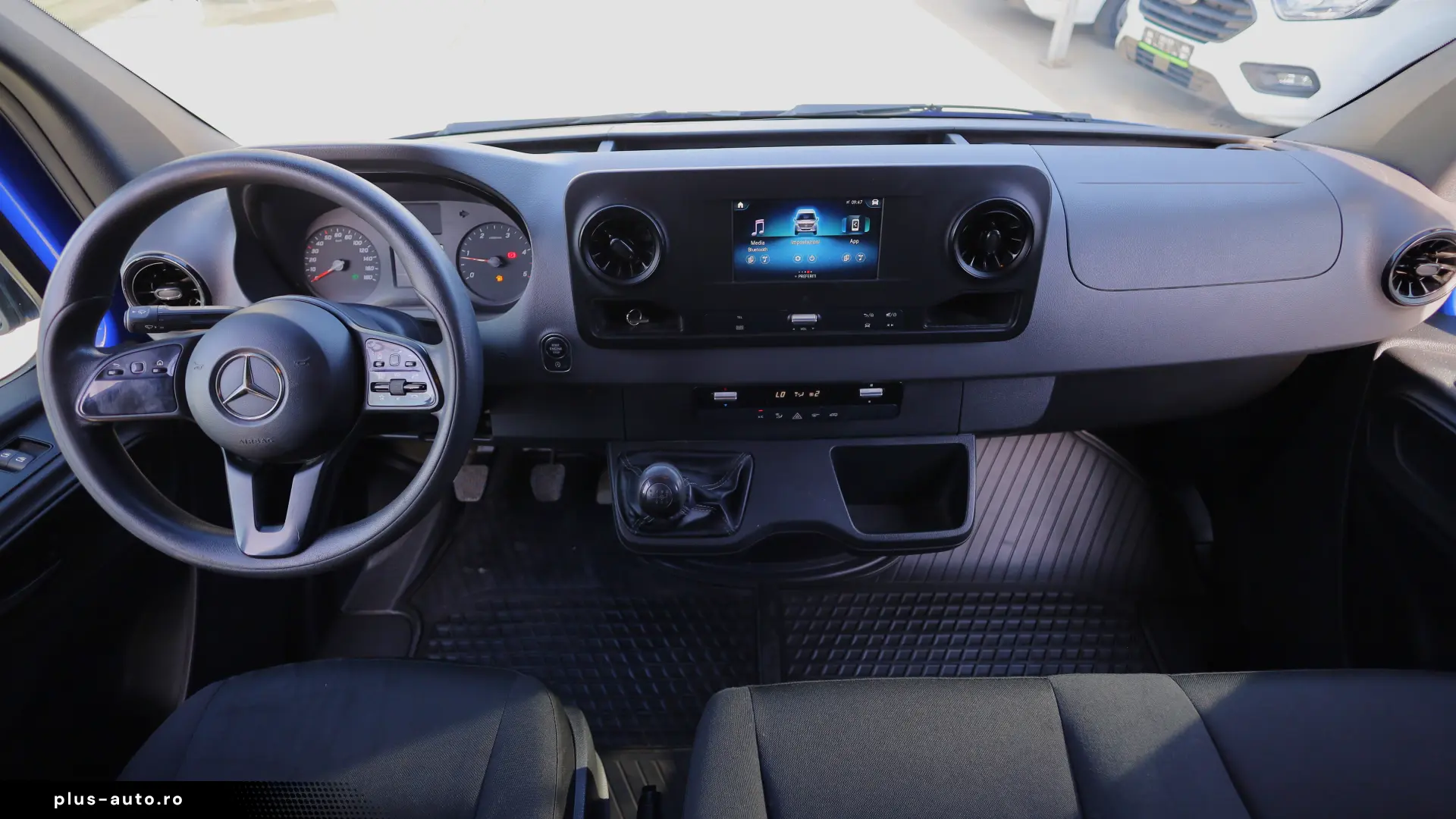 Mercedes-Benz Sprinter L2H2 2.2D 115 CP