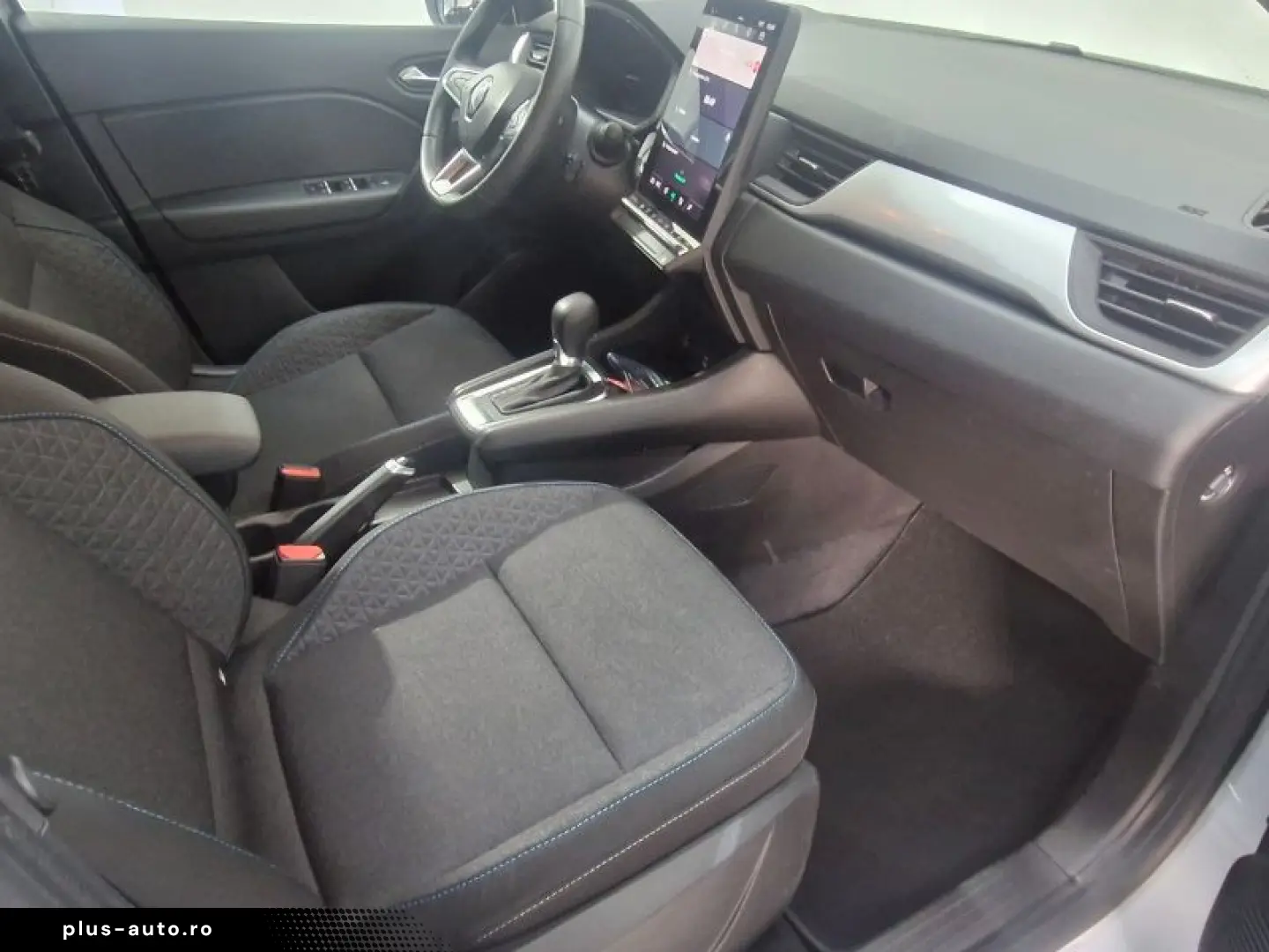 RENAULT CAPTUR 1.6 E-Tech 145 evolution