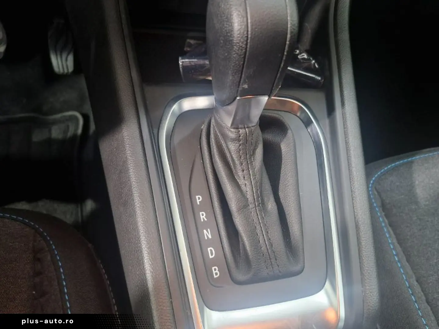 RENAULT CAPTUR 1.6 E-Tech 145 evolution