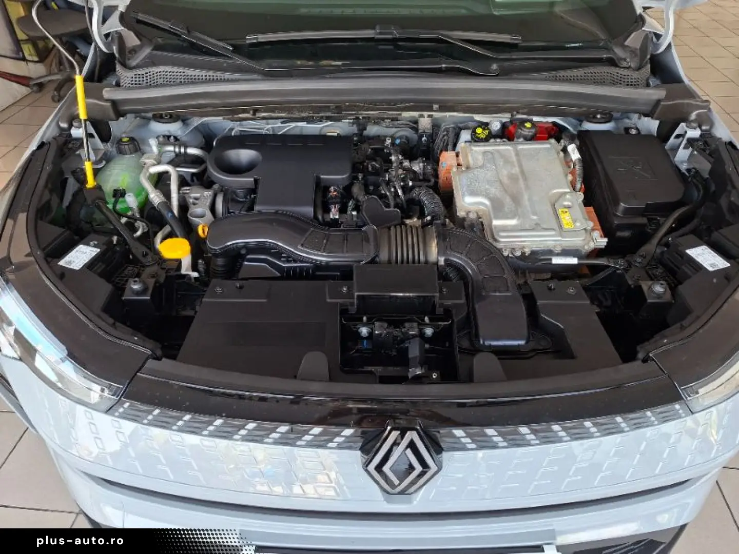 RENAULT CAPTUR 1.6 E-Tech 145 evolution