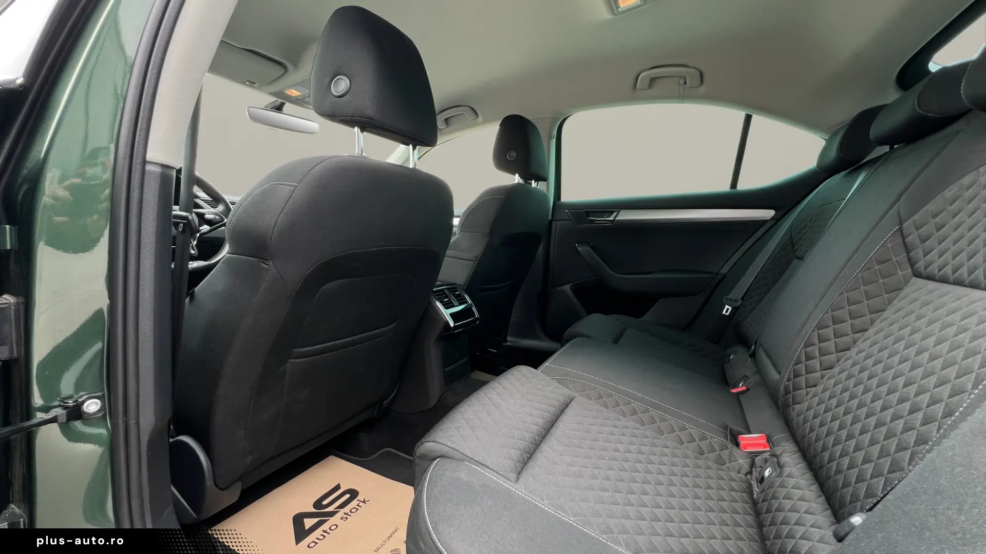 Skoda Superb 1.6 TDI DSG Style