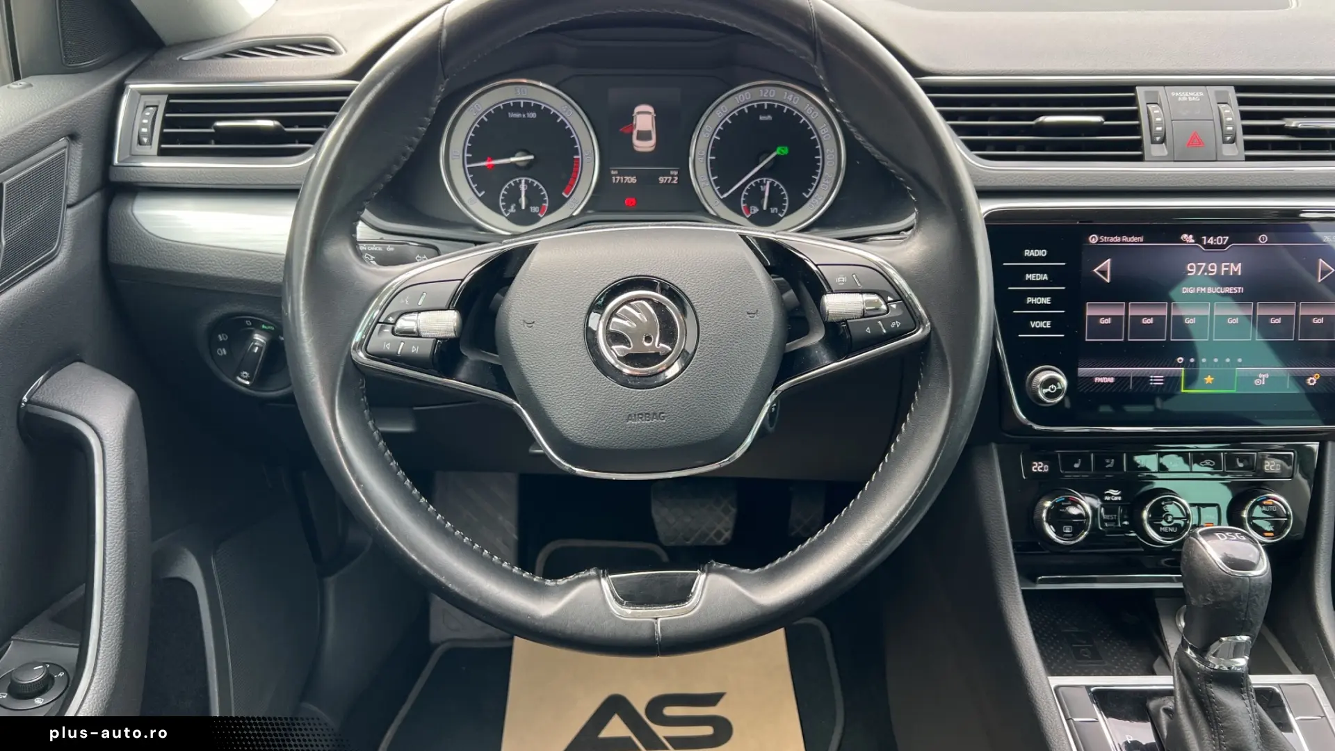 Skoda Superb 1.6 TDI DSG Style
