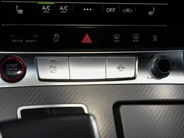 AUDI RS 6 Avant qu DYNAMIK-PAK-PLUS KERAMIK LASER 1HD