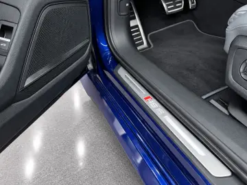 AUDI RS6 QUAT-KERAMIK-HUD-B&O-CARBON-VIRT-KAME-`22´