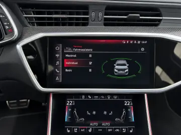AUDI RS6 QUAT-KERAMIK-HUD-B&O-CARBON-VIRT-KAME-`22´