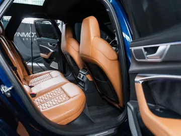 AUDI RS6 Avant 4.0 TFSI quattro B&O HUD 360 ACC Pano