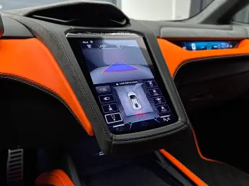 Lamborghini Temerario V8 Twin-Turbo in stoc