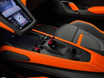 Lamborghini Temerario V8 Twin-Turbo in stoc