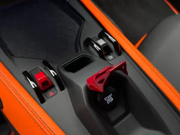 Lamborghini Temerario V8 Twin-Turbo in stoc
