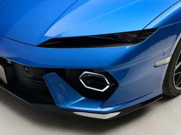 Lamborghini Temerario V8 Twin-Turbo in stoc