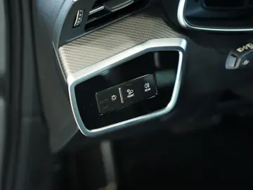 AUDI RS6 Avant q.  22  B&O S-AGA Pano Virtual Kamera
