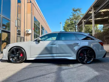 AUDI Avant 4.0 TFSI quattro CARBON KERAMIC-LUFT-HEAD