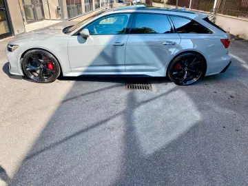 AUDI Avant 4.0 TFSI quattro CARBON KERAMIC-LUFT-HEAD