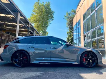 AUDI Avant 4.0 TFSI quattro CARBON KERAMIC-LUFT-HEAD