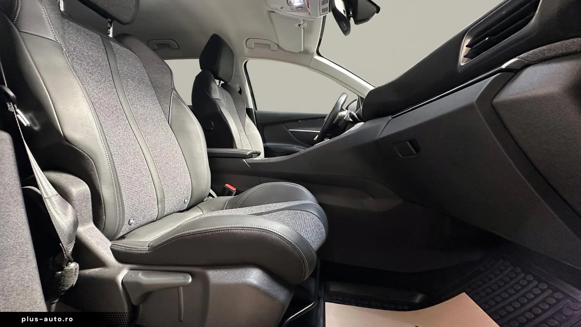 Peugeot 3008 PHEV 225 EAT8 Allure Pack