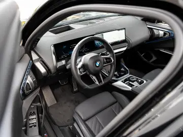 BMW X3 20d xDrive M-Sport AHK PANO H&K