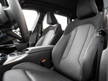 BMW X3 20d xDrive M-Sport AHK PANO H&K