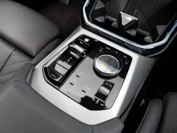 BMW X3 20d xDrive M-Sport AHK PANO H&K