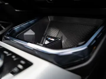 BMW X3 20d xDrive M-Sport AHK PANO H&K