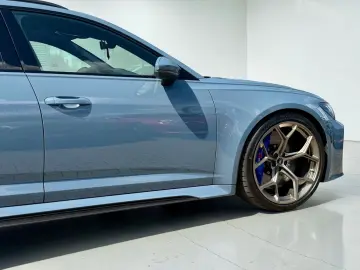 AUDI RS6 Avant performance B&O PANO CARBON VOLLVOLL