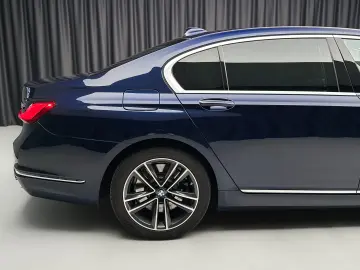 BMW 740d xDrive Long 4 Locuri Executive Lounge GARANTIE 1An