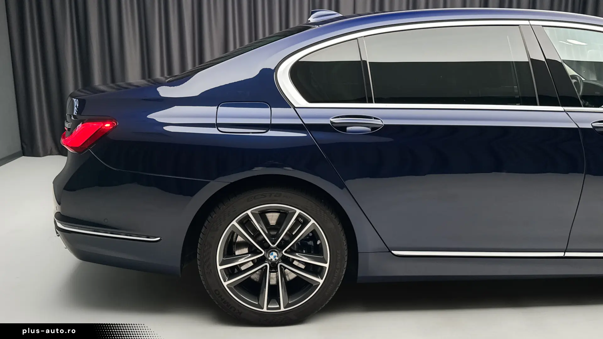 BMW 740d xDrive Long 4 Locuri Executive Lounge GARANTIE 1An