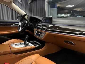 BMW 740d xDrive Long 4 Locuri Executive Lounge GARANTIE 1An
