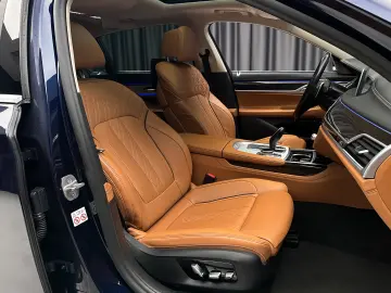 BMW 740d xDrive Long 4 Locuri Executive Lounge GARANTIE 1An