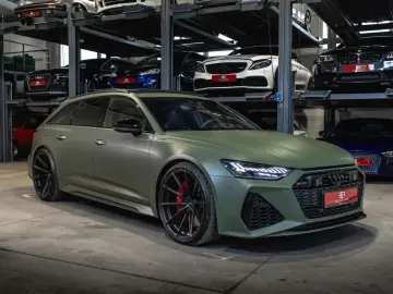 AUDI RS 6 Avant Performance 1.Hand MwsT. Garantie