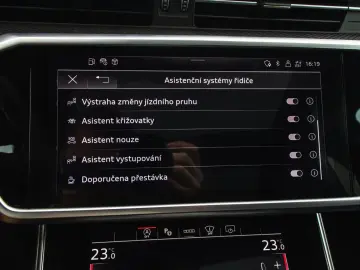 AUDI RS 6 Avant Performance 1.Hand MwsT. Garantie