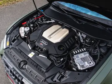AUDI RS 6 Avant Performance 1.Hand MwsT. Garantie