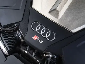 AUDI RS 6 Avant Performance 1.Hand MwsT. Garantie