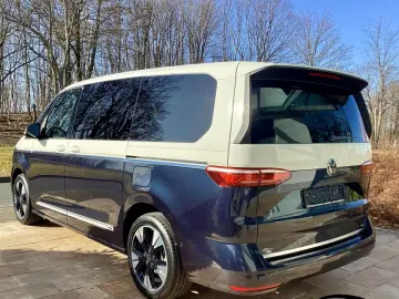 Volkswagen T7 Multivan 75 Jahre Bulli 2.0 TDI DSG LÜ